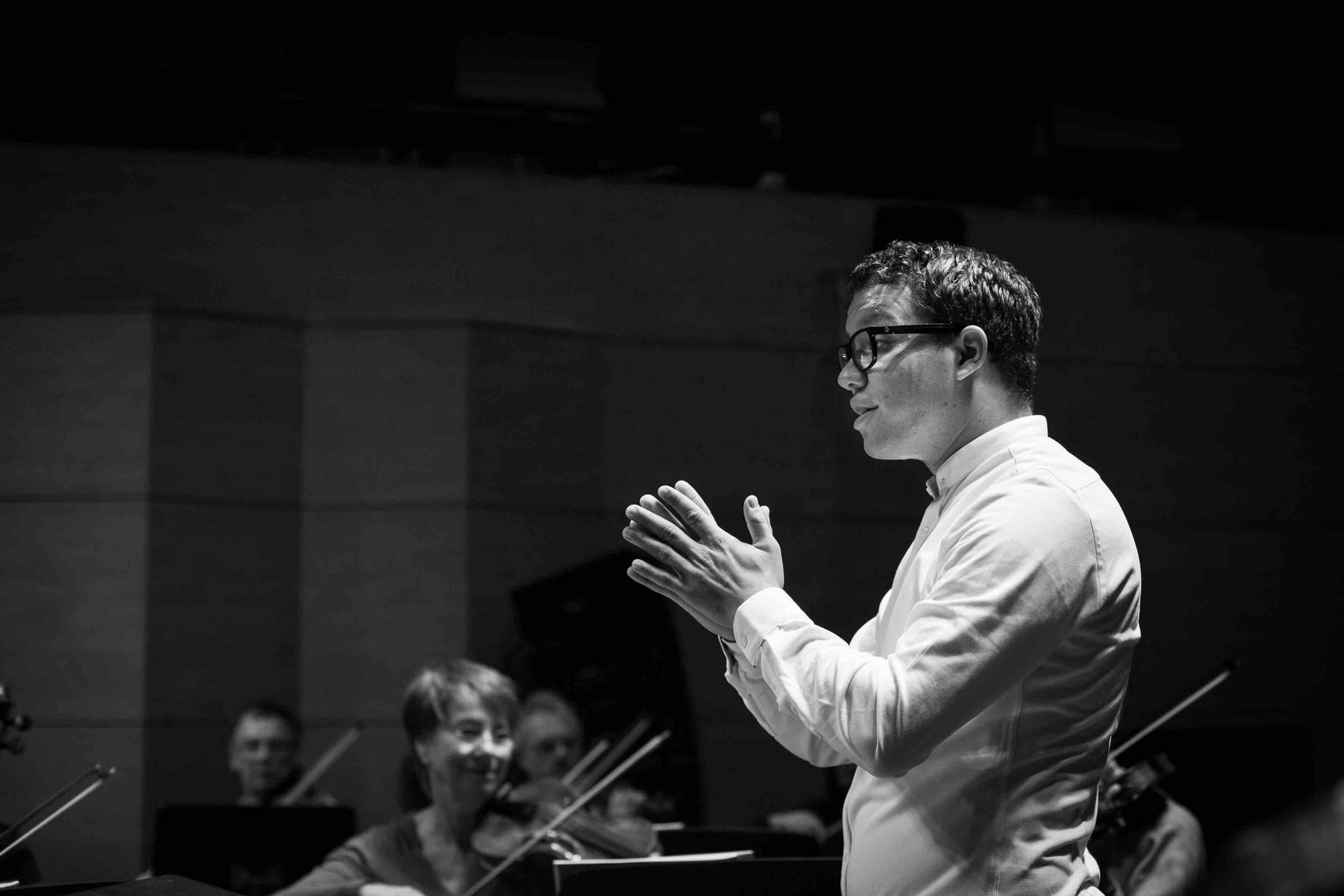 Ryan Bancroft conducting bw (high res).jpg